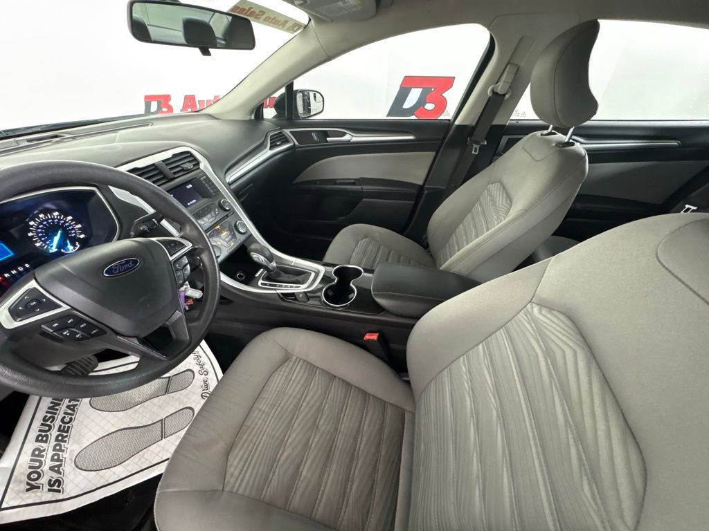 Used 2016 Ford Fusion S FWD image 13