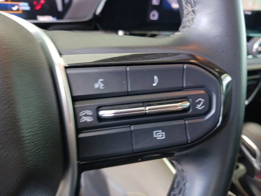 Used 2024 Chevrolet Colorado ZR2 w/ Technology Package image 37