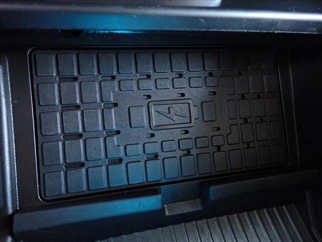 Used 2023 Ford Expedition XLT image 22