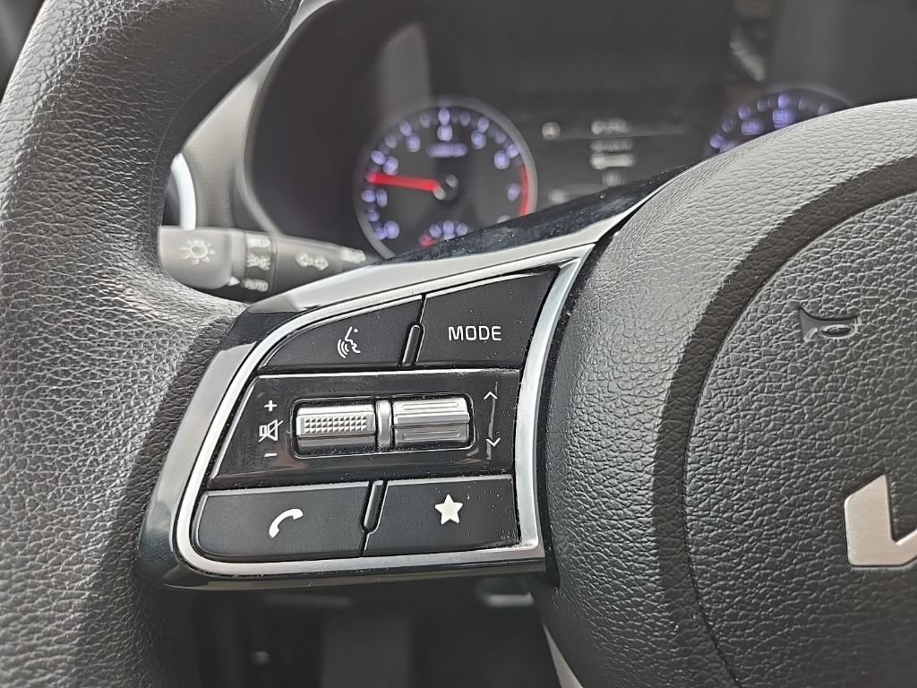 Certified 2024 Kia Forte LXS FWD image 14
