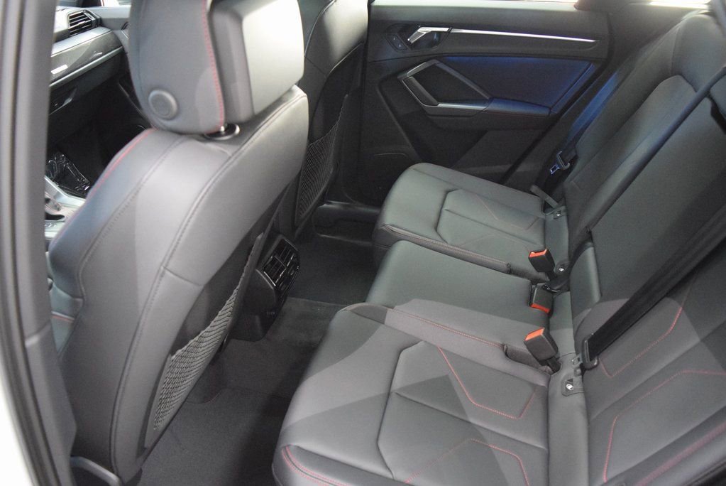 New 2025 Audi Q3 2.0T Premium Plus image 5