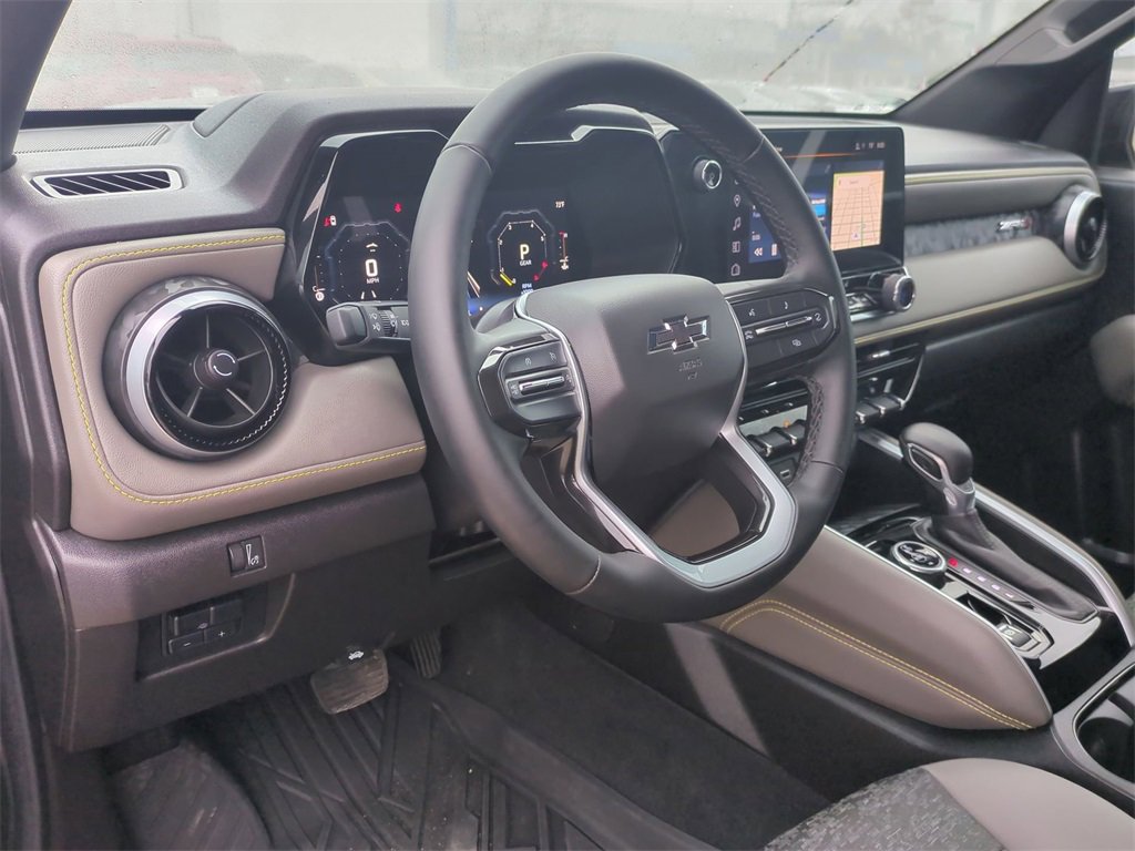 Used 2024 Chevrolet Colorado ZR2 w/ Technology Package image 10