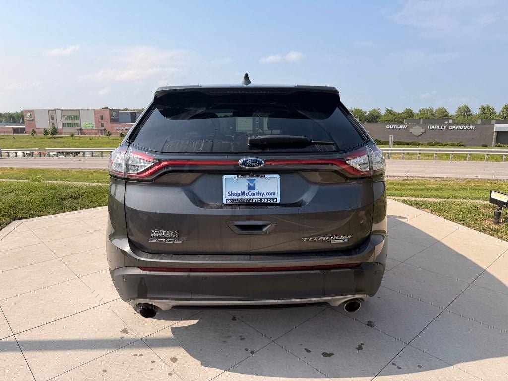 Used 2017 Ford Edge Titanium w/ Equipment Group 302A AWD/4WD image 4
