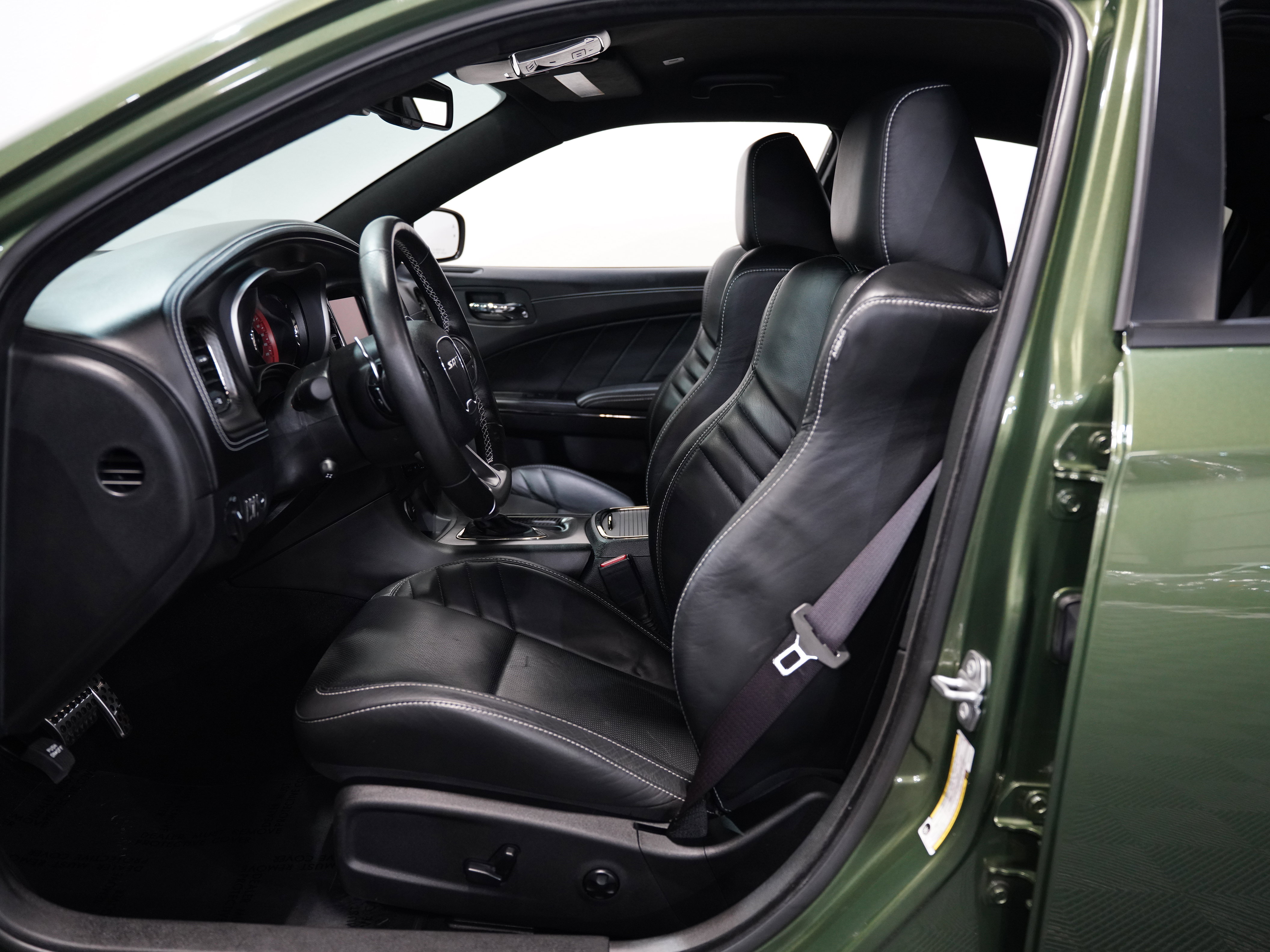 Used 2021 Dodge Charger SRT Hellcat image 32