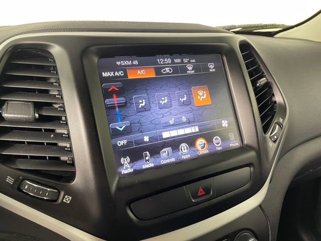 Used 2018 Jeep Cherokee Latitude Plus w/ Cold Weather Group image 7