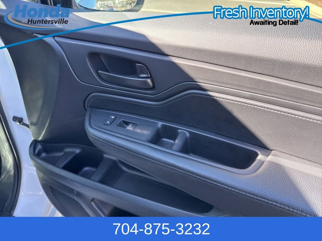 Used 2024 Honda Odyssey Sport image 18