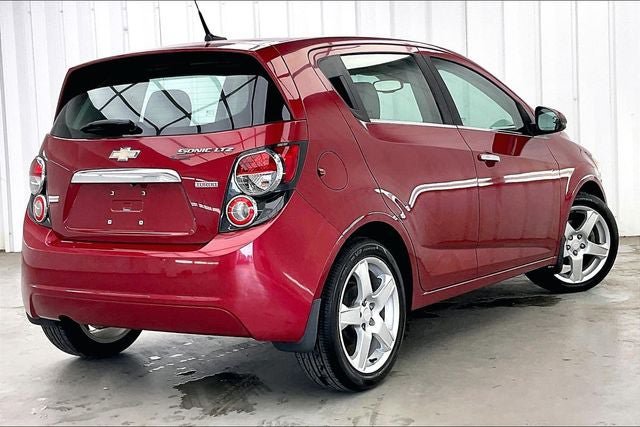 Used 2014 Chevrolet Sonic LTZ w/ Fun and Sun Package FWD image 12