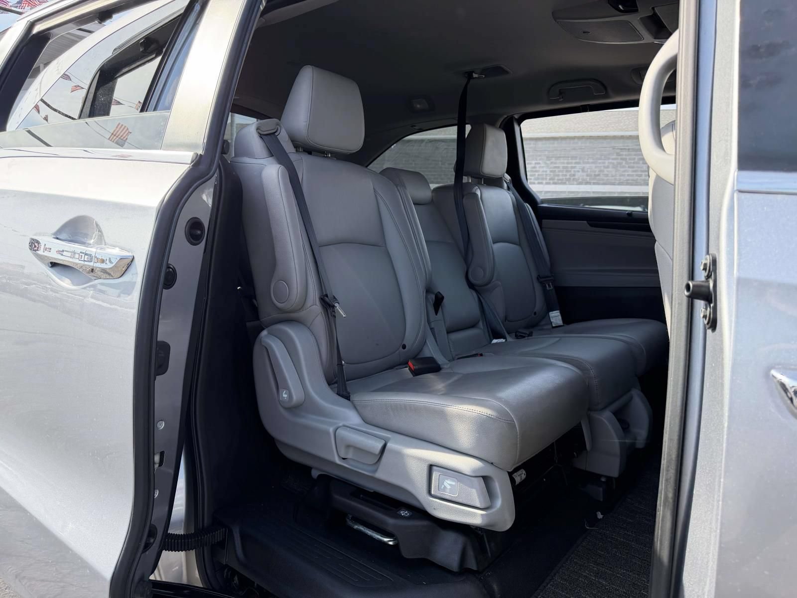 Used 2023 Honda Odyssey Touring image 16