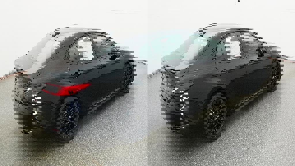 New 2026 Toyota Camry Hybrid FWD image 6