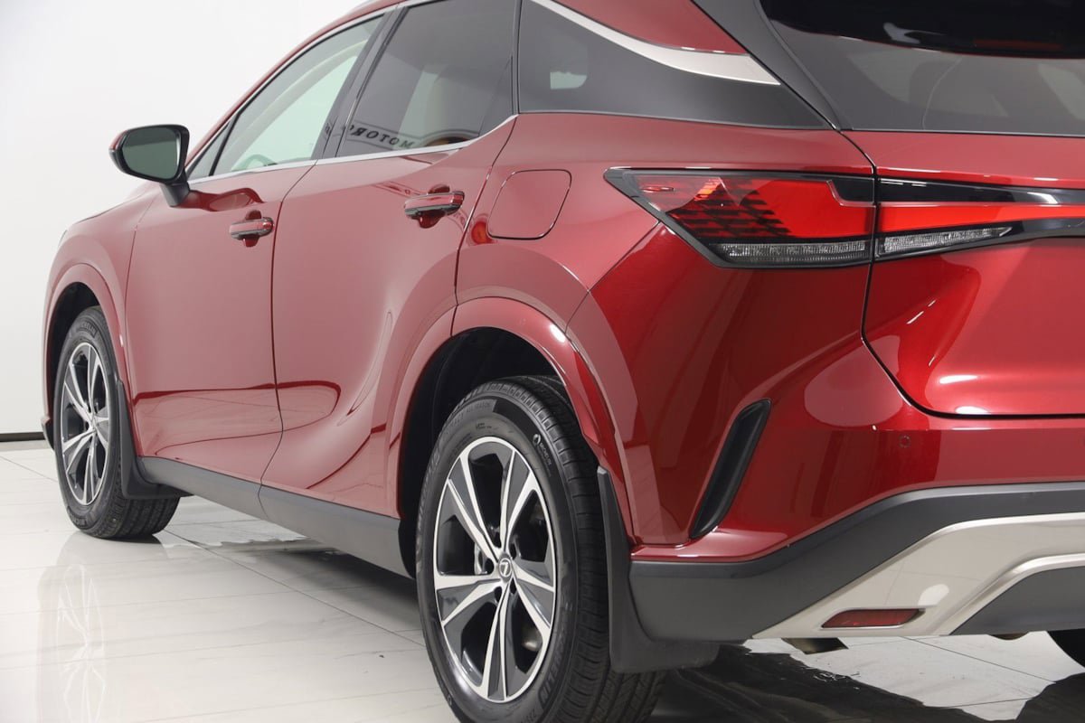 Used 2023 Lexus RX 350 Premium w/ Accessory Package (Z1) AWD/4WD image 27