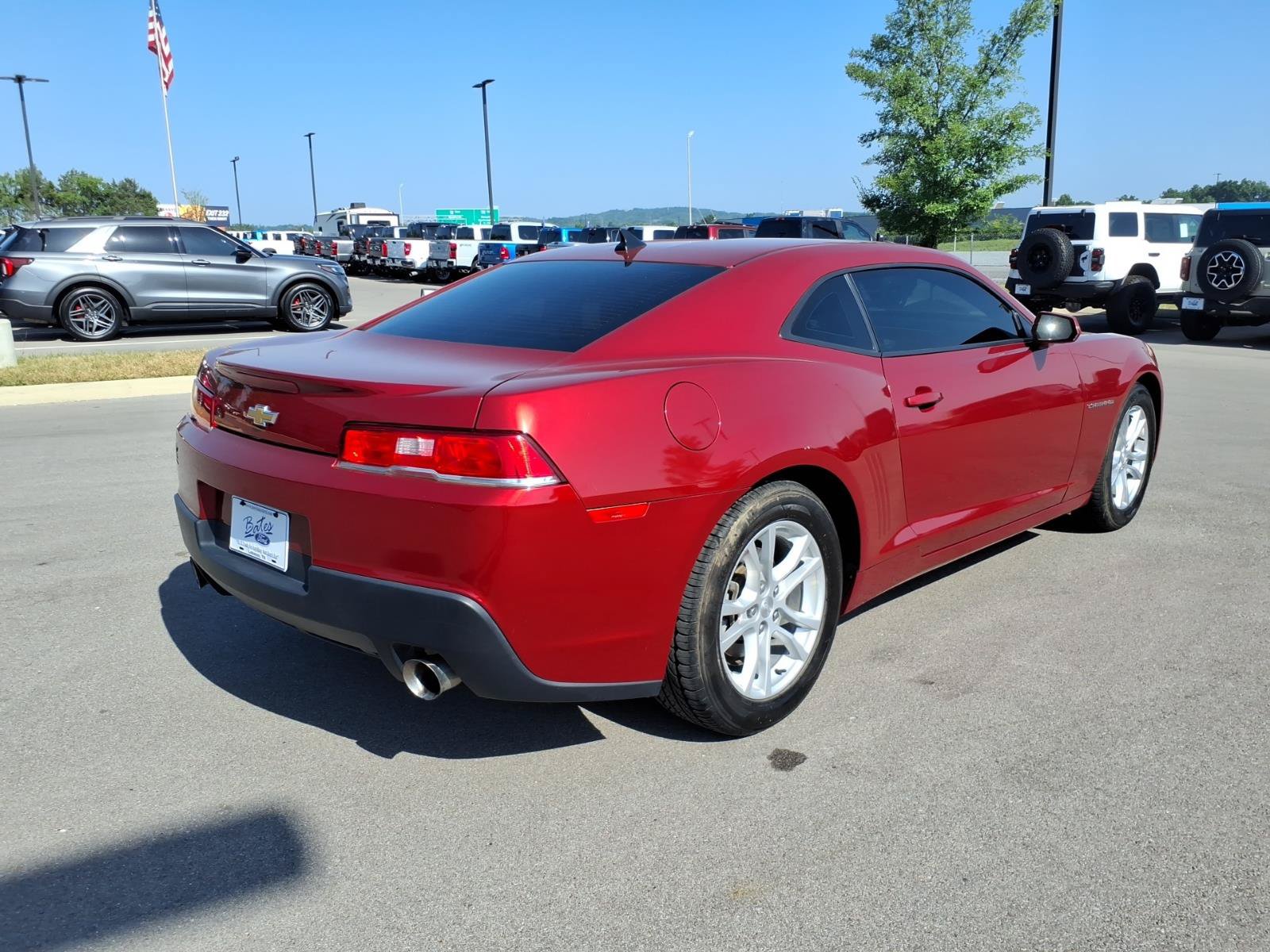 Used 2014 Chevrolet Camaro LS RWD image 3