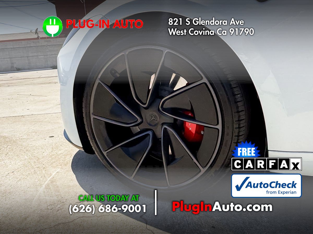 Used 2025 Tesla Model 3 Performance AWD/4WD image 5