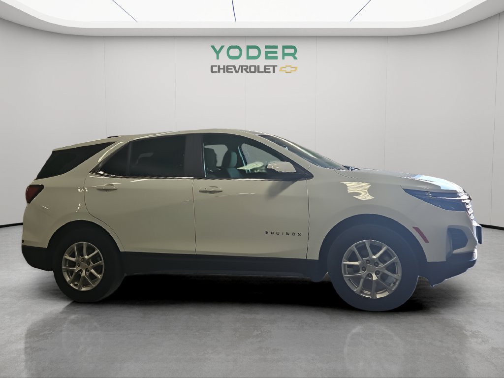 Used 2024 Chevrolet Equinox LT AWD/4WD image 3