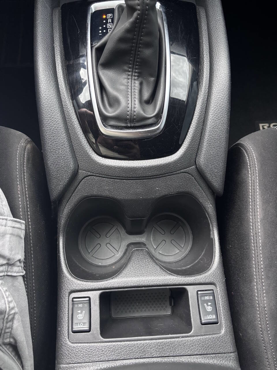 Used 2018 Nissan Rogue Sport SV w/ SV Technology Package image 19