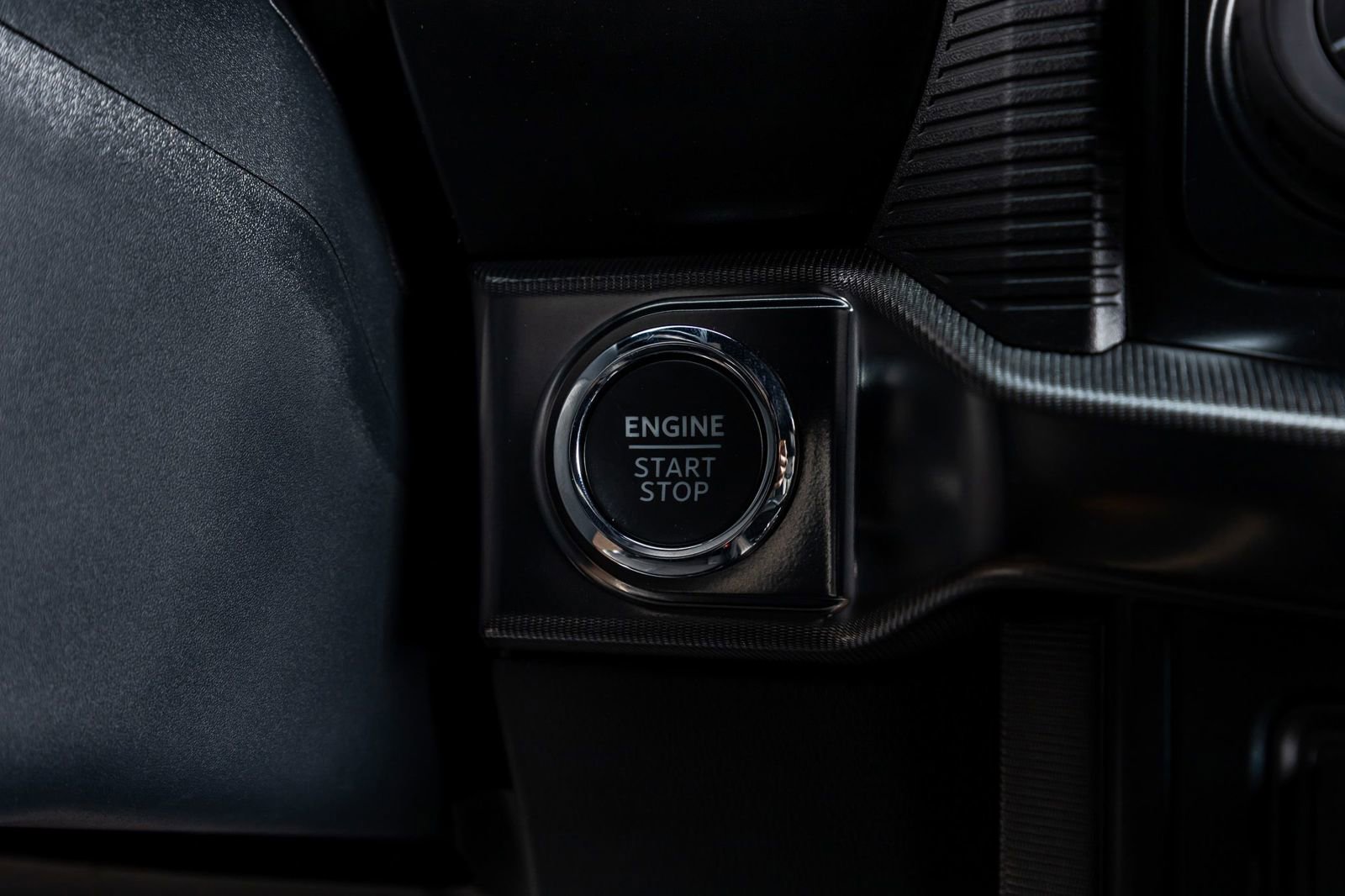 Used 2025 Ford F150 Platinum w/ Equipment Group 702A High image 23