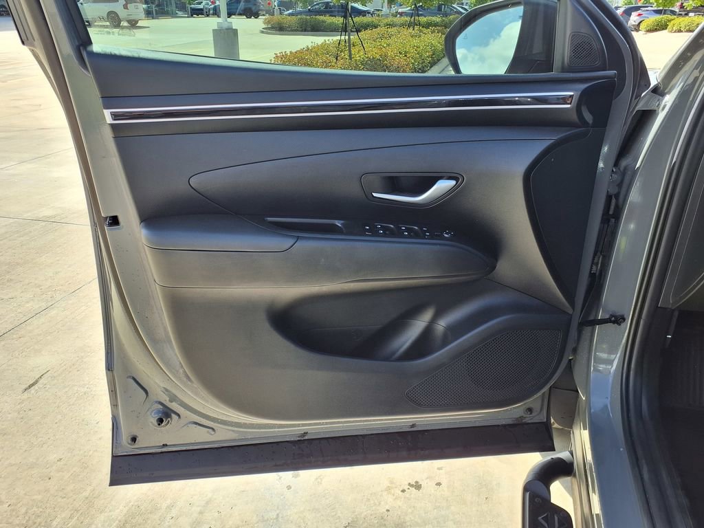 Used 2024 Hyundai Santa Cruz Night image 11