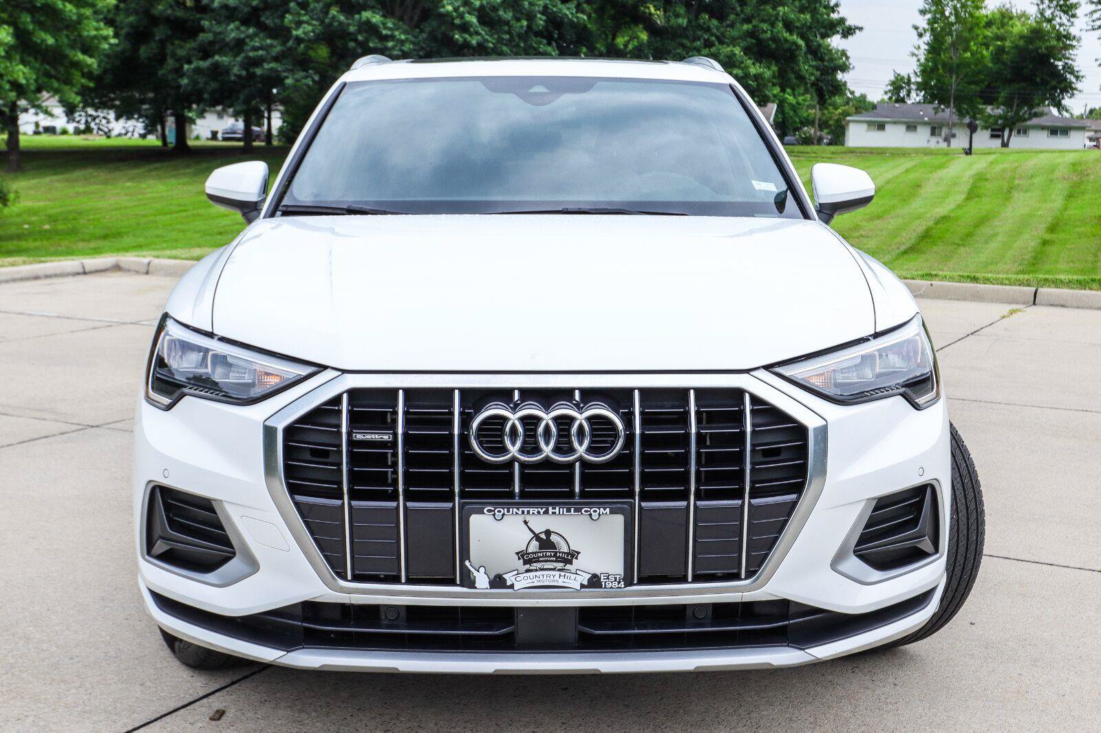 Used 2020 Audi Q3 2.0T Premium w/ Convenience Package AWD/4WD image 46