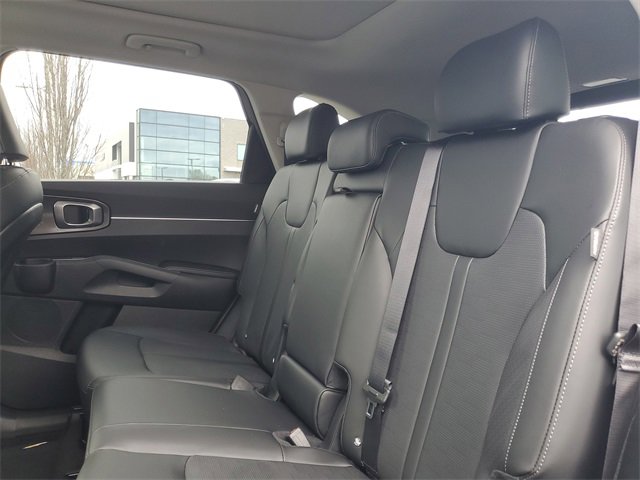 New 2026 Kia Sorento S image 9