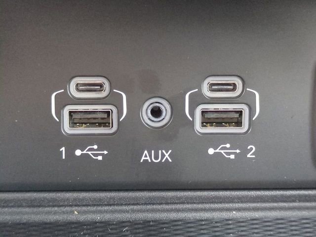 New 2025 Jeep Grand Cherokee Overland w/ Luxury Tech Group IV image 23