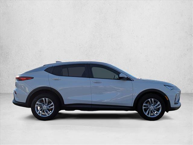 Used 2024 Buick Envista Preferred w/ Convenience I Package image 4