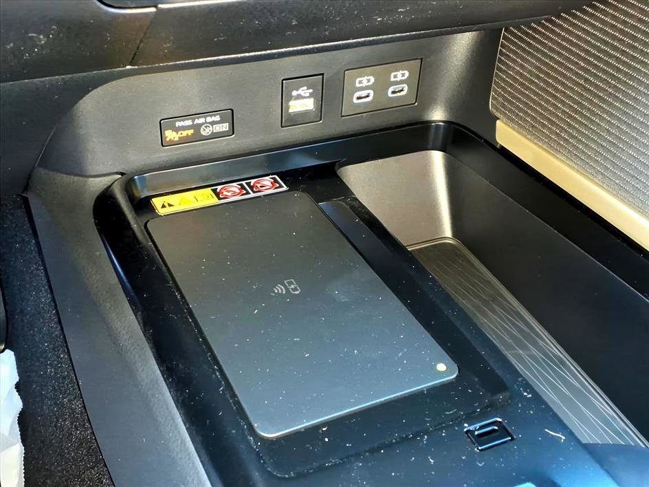 New 2026 Toyota Camry Hybrid image 11