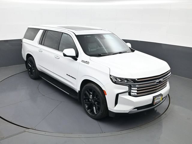 Used 2023 Chevrolet Suburban High Country w/ Advanced Technology Package AWD/4WD image 28