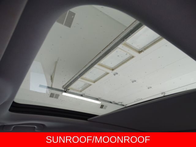 Used 2022 Jeep Compass Latitude w/ Sun and Sound Group image 11