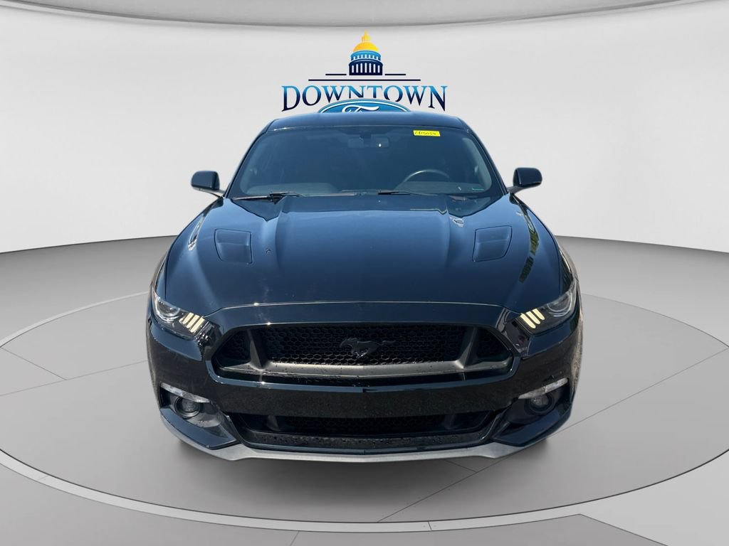 Used 2017 Ford Mustang GT RWD image 8
