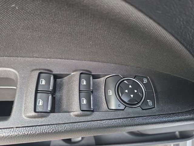 Used 2020 Ford Fusion SE image 17