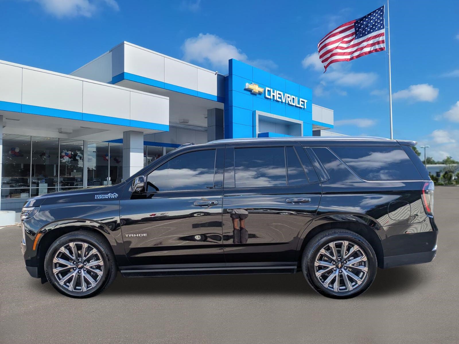Used 2026 Chevrolet Tahoe High Country RWD image 6