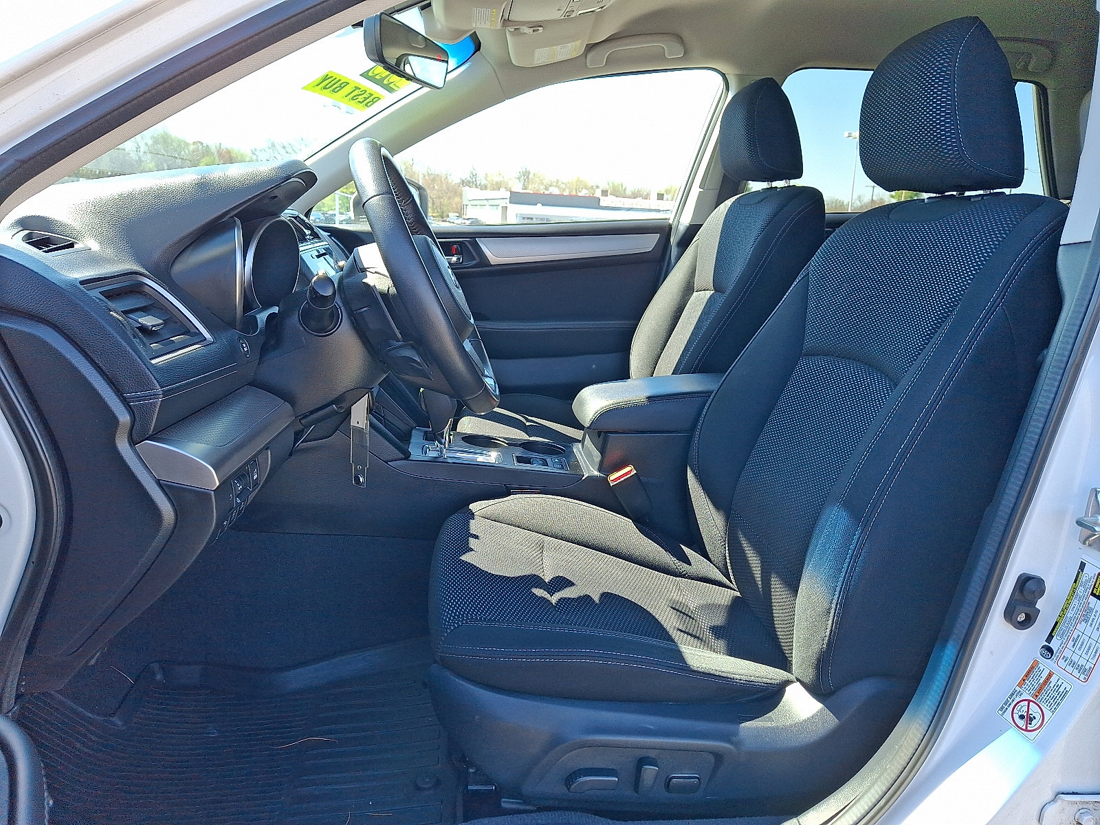 Used 2019 Subaru Outback 2.5i Premium image 14