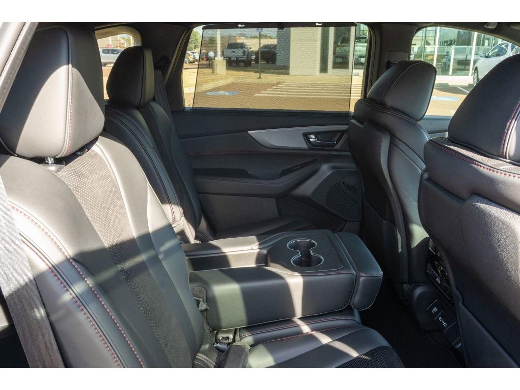 Used 2023 Acura MDX A-Spec image 15