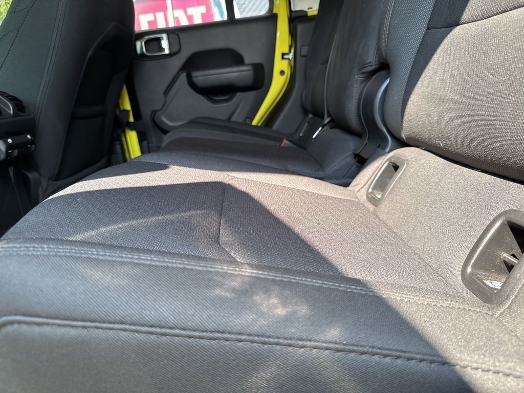 Used 2023 Jeep Gladiator Willys image 51