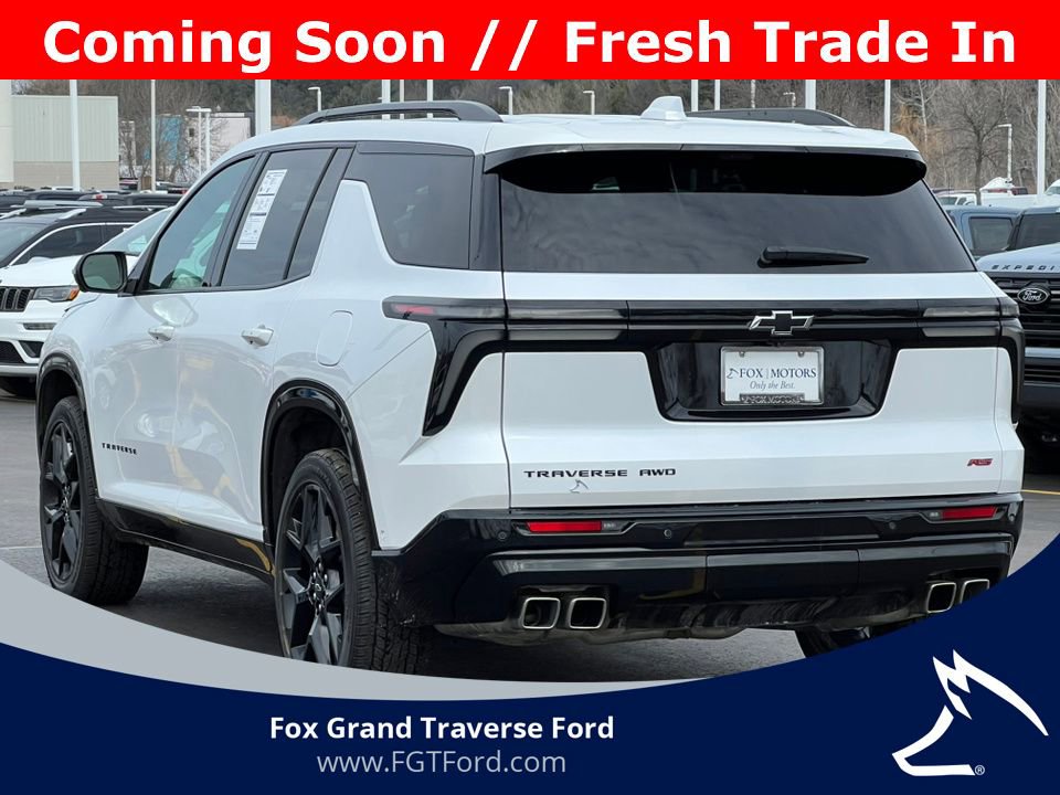 Used 2024 Chevrolet Traverse RS image 43