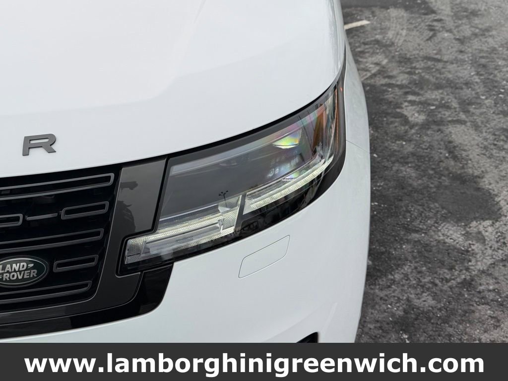 Used 2022 Land Rover Range Rover SE image 13