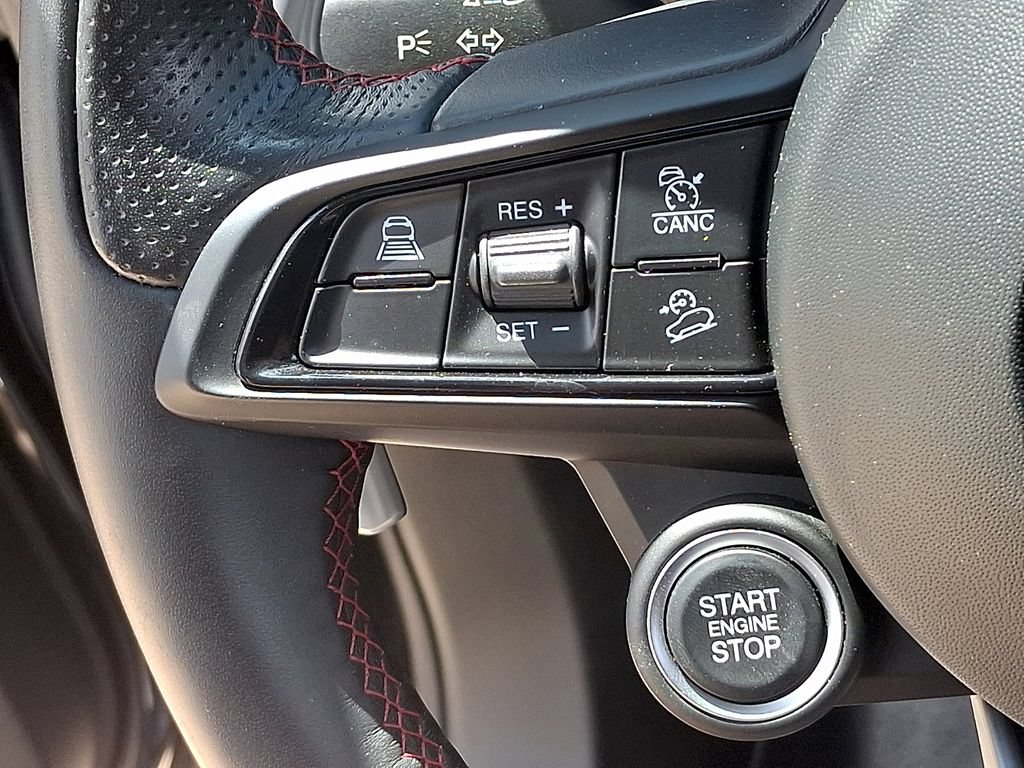 Used 2024 Alfa Romeo Stelvio AWD image 22