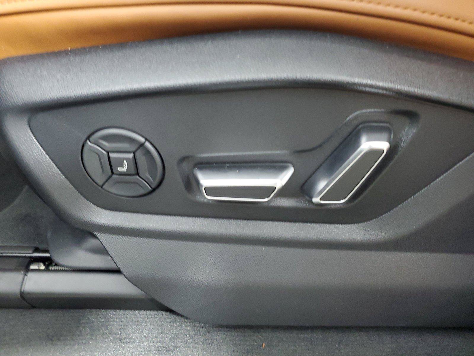 New 2026 Audi Q8 Prestige AWD/4WD image 21