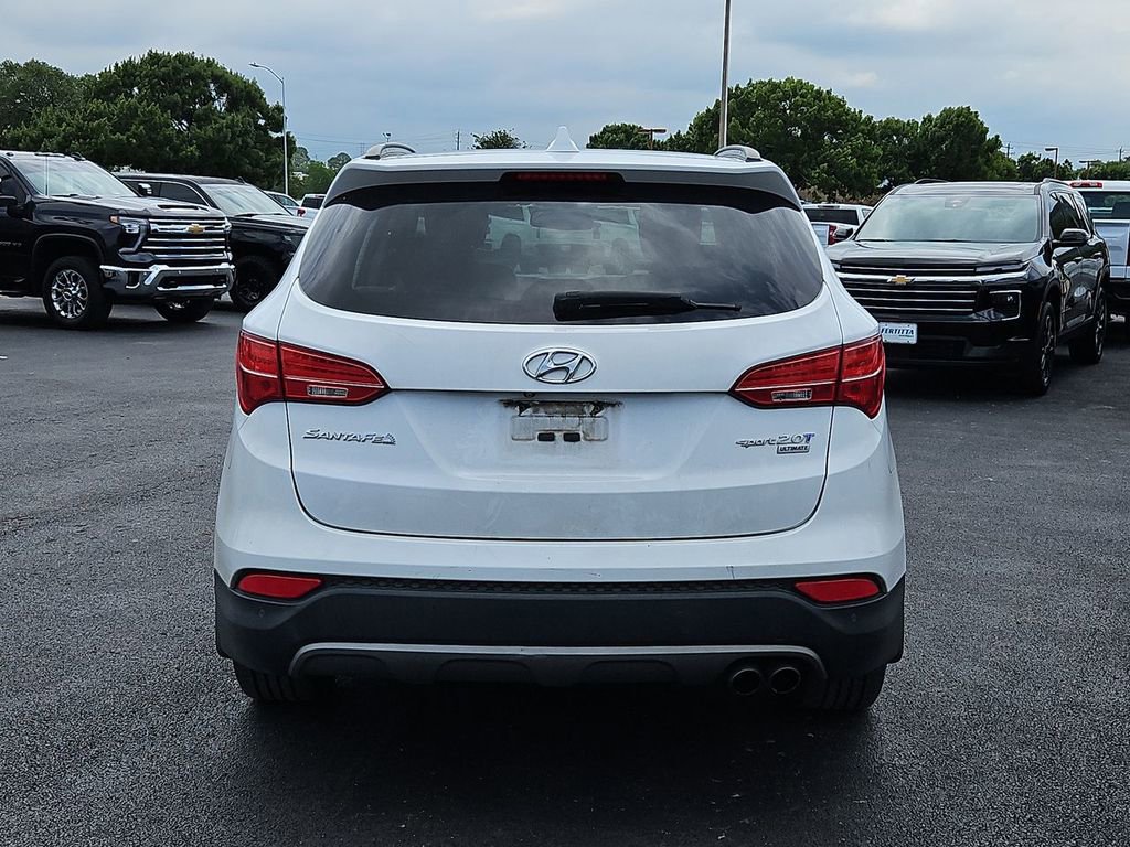 Used 2015 Hyundai Santa Fe Sport 2.0T w/ Option Group 05 FWD image 16