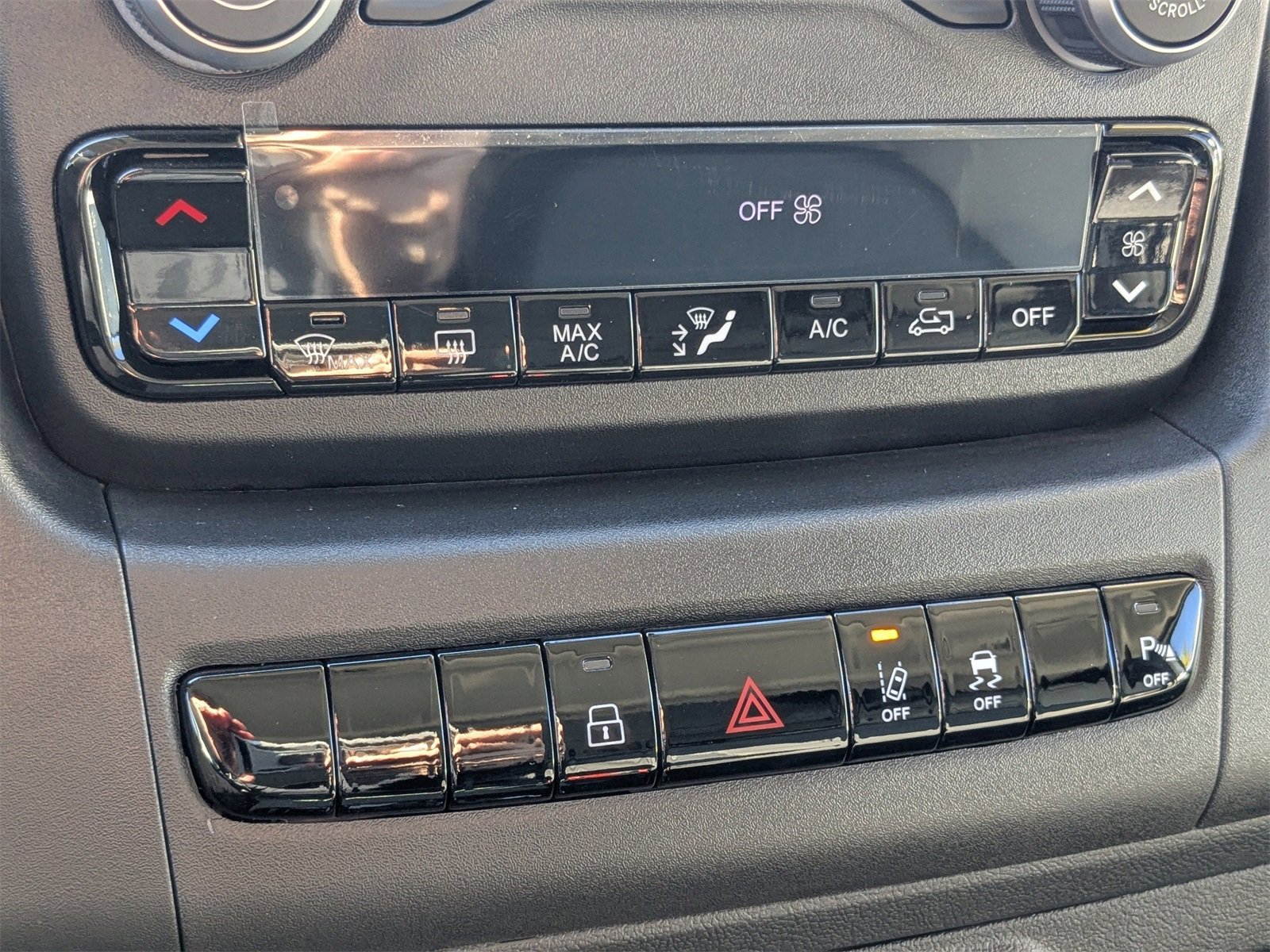 Used 2025 RAM ProMaster 3500 w/ Quick Order Package 22G SLT image 24