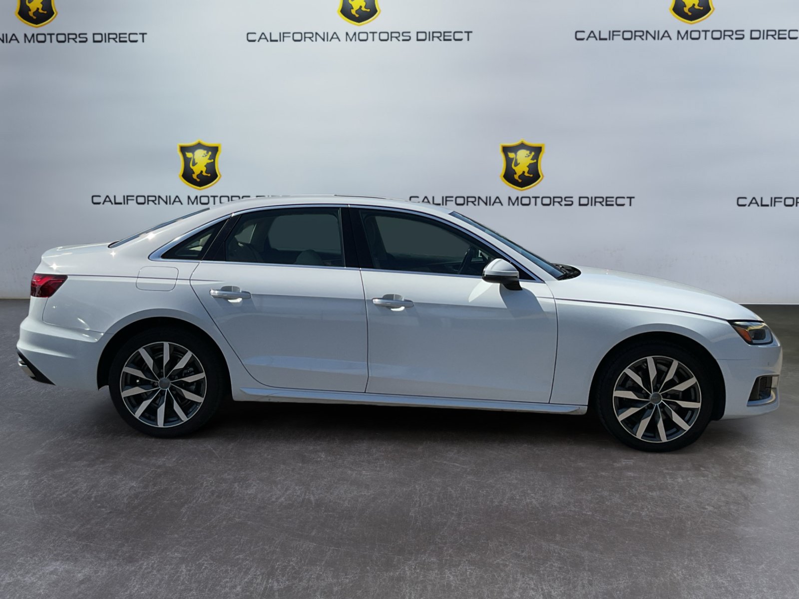 Used 2020 Audi A4 2.0T Premium Plus w/ Premium Plus Package FWD image 4