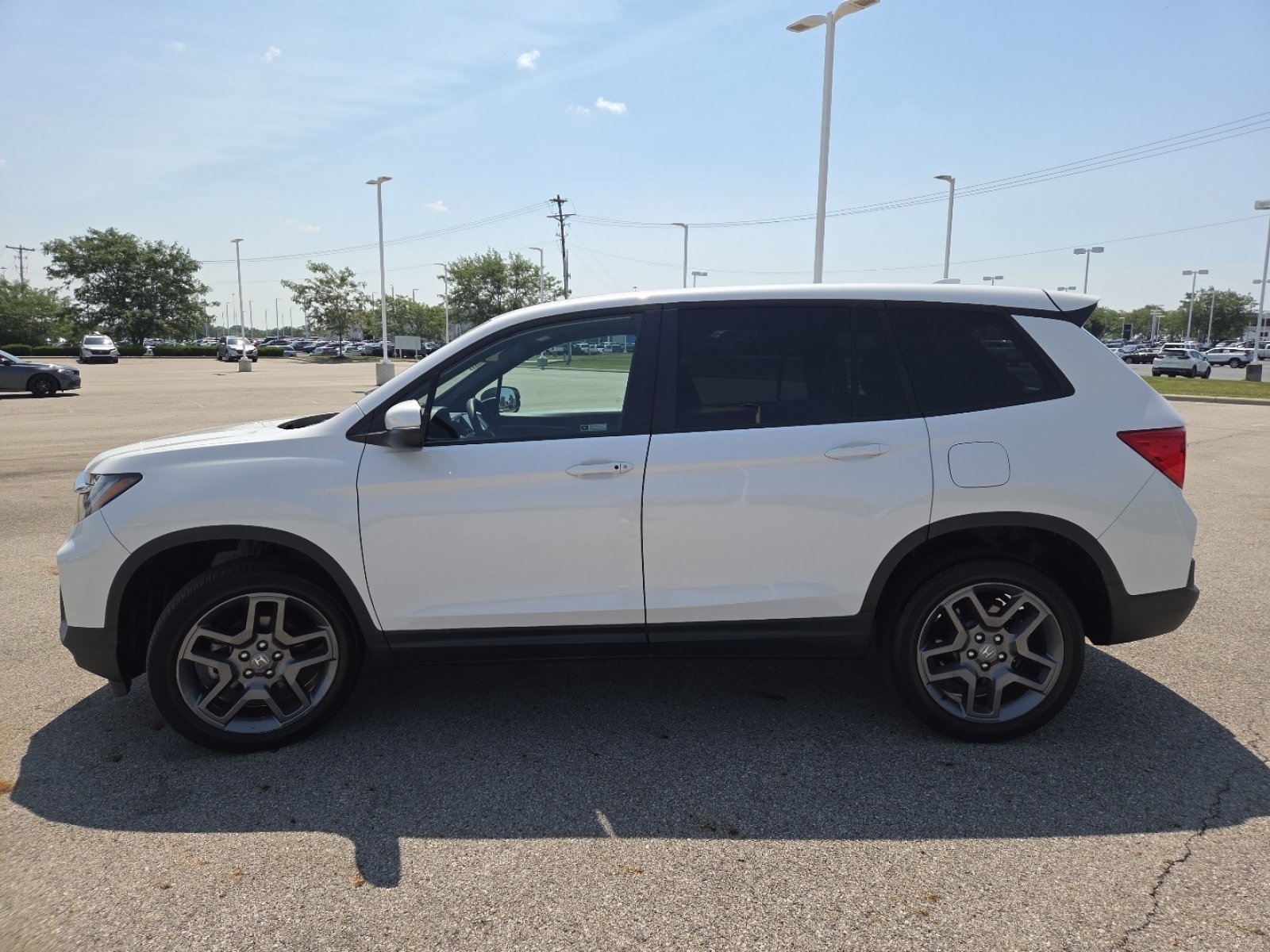 Used 2023 Honda Passport EX-L image 15