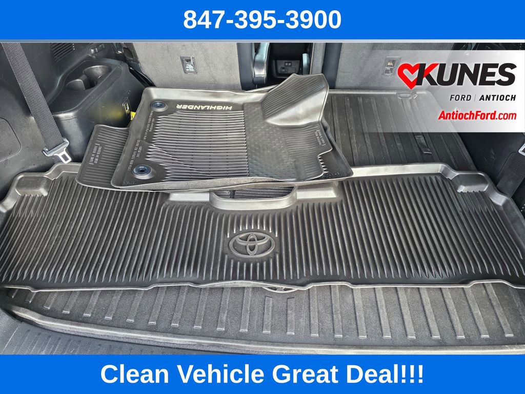 Used 2018 Toyota Highlander XLE image 18