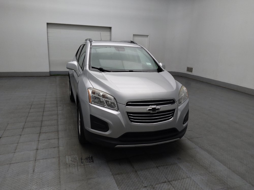 Used 2016 Chevrolet Trax LT w/ LT Sun and Sound Package AWD/4WD image 14