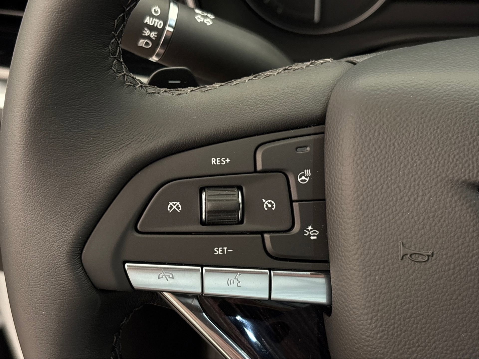 New 2025 Cadillac XT6 Premium Luxury w/ Technology Package image 30