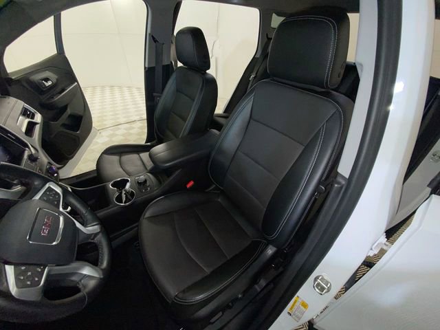 Used 2024 GMC Terrain SLT AWD/4WD image 14