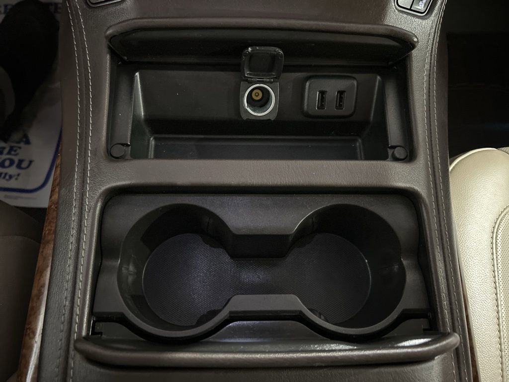 Used 2019 Chevrolet Suburban Premier image 39