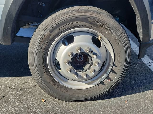 New 2024 RAM 5500 Tradesman w/ Chrome Appearance Group image 5