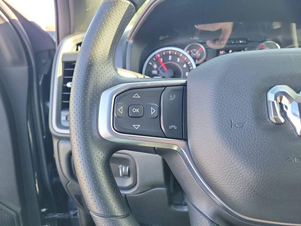 New 2026 RAM 1500 Express AWD/4WD image 12