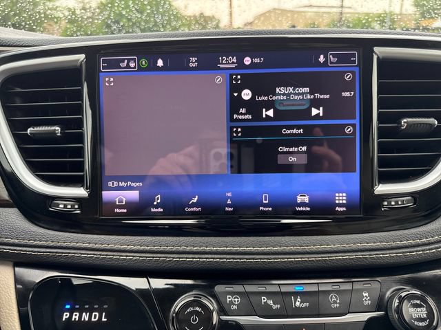 Used 2021 Chrysler Pacifica Limited w/ Premium & Safety Sphere Group AWD/4WD image 18