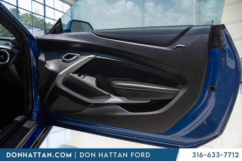 Used 2019 Chevrolet Camaro LT RWD image 21